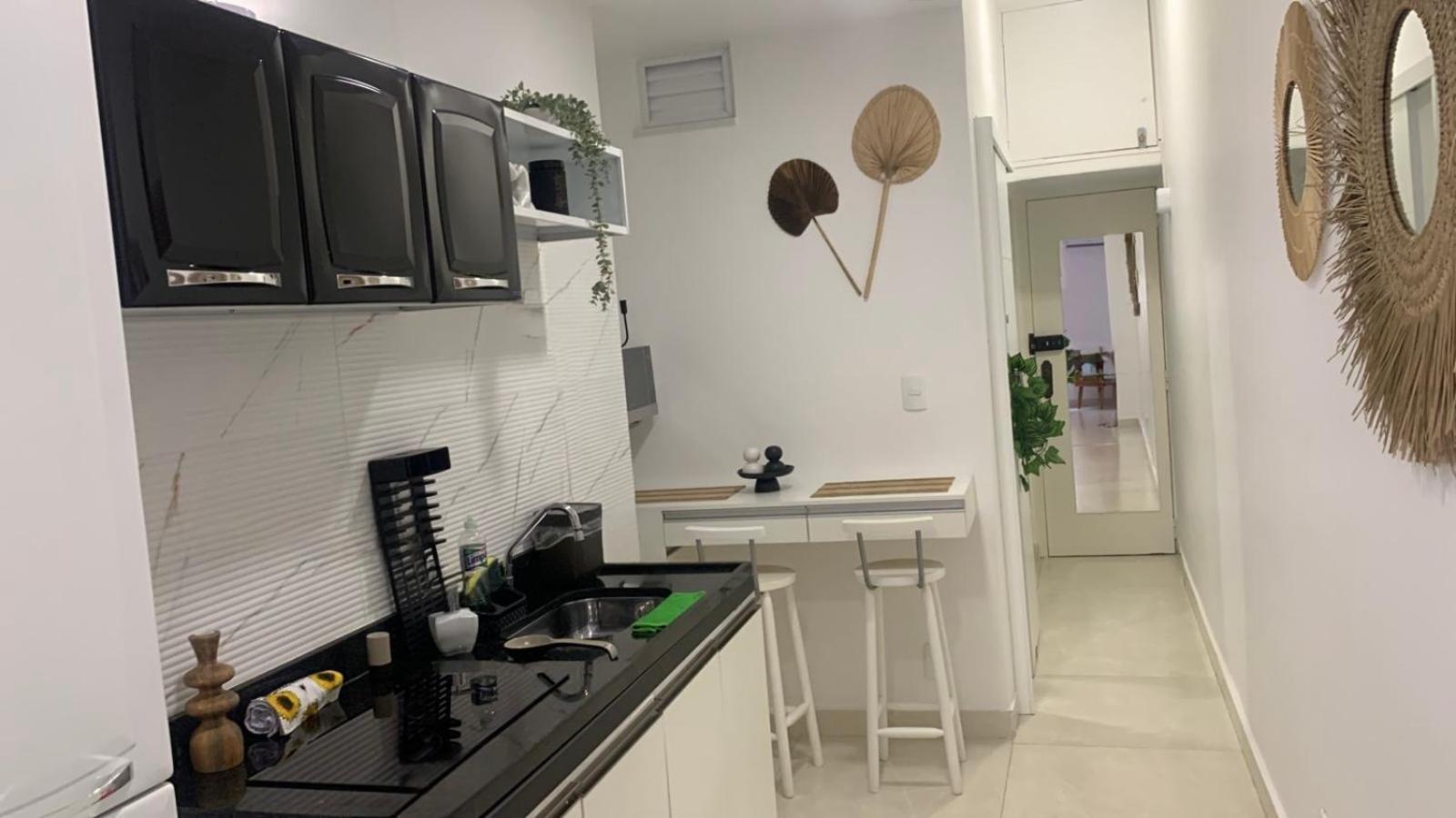 Just 2 Blocks From Copacabana Cozy & Convenient Retreat!